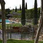 Terme Di Caldana Oda ve Kahvaltı 4*