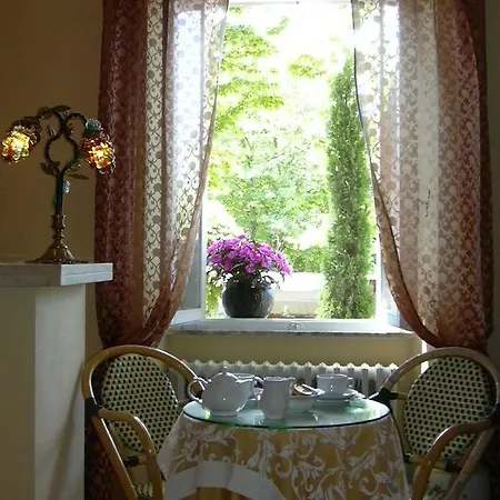 Oda ve Kahvaltı Terme Di Caldana 4*